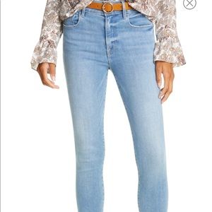 NWOT!FRAME Le One Skinny Jeans